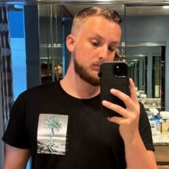 4oly9Tvv_400x400 - Cole Boyett